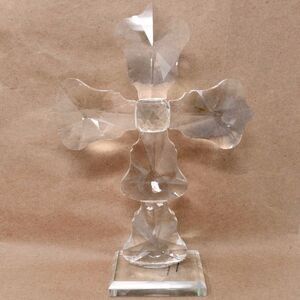 Clear Cut Crystal Cross 8.5" Tall Paperweight Sculpture Wedding Decor Gift